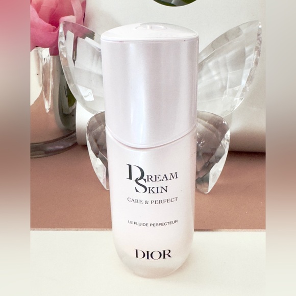 New Dior Dream Skin Care And Perfect - Picture 3 of 6